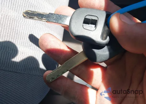 2004 Honda Civic Lx from USA, damaged, VIN JHMES16524S002172